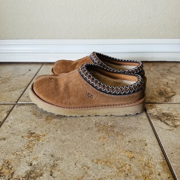 UGG Tan Suede Slip-On Clogs - Picture 2 of 9